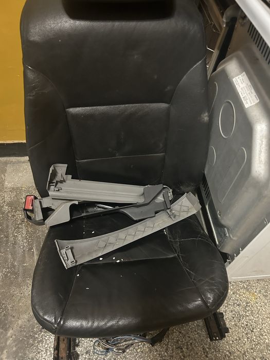 Кожен салон ЕЛ Bmw E61/Бмв Е61