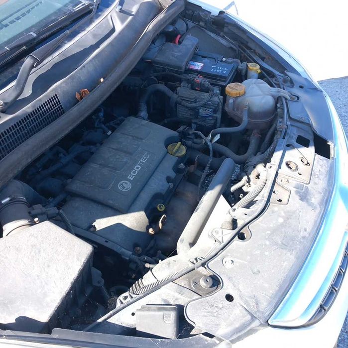 Opel Corsa D Face 2011/Опел Корса Д 1,4 бензин хечбек 3-врати на части