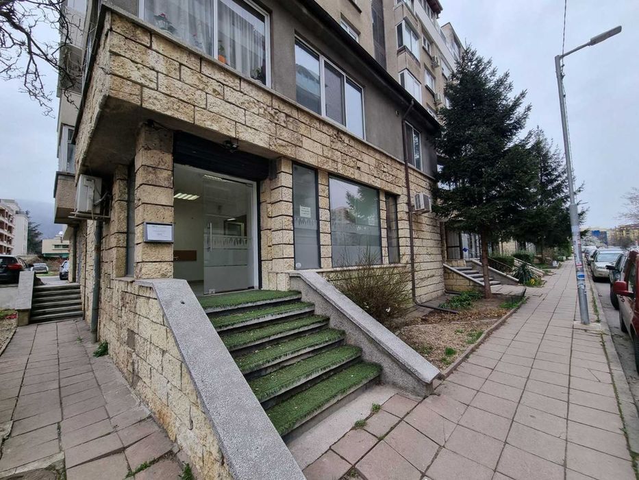 Дава се под наем Офис в София, Манастирски ливади - 106 кв.м за 1000 € - Снимка #1