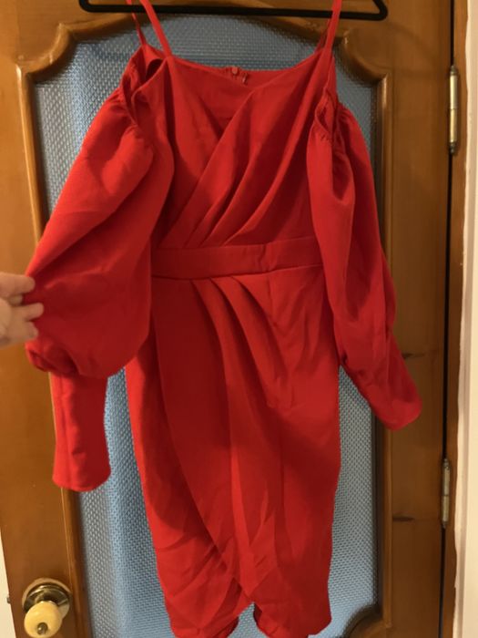 Rochie deosebita,de seara,umeri goi