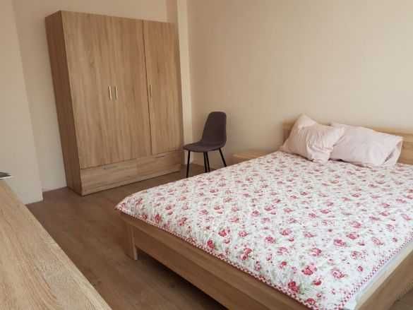 Дава се под наем Двустаен апартамент в София, Център - 80 кв.м за 640 € - Снимка #3