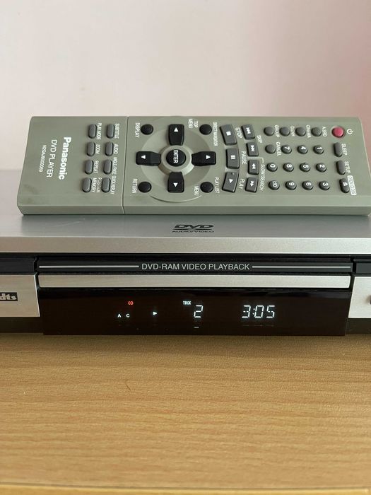 CD/DVD плеър Panasonic S35