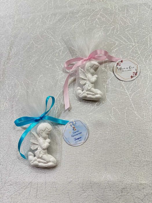 Подаръчета за гости и поводи - соеви свещи, гипсови фигурки