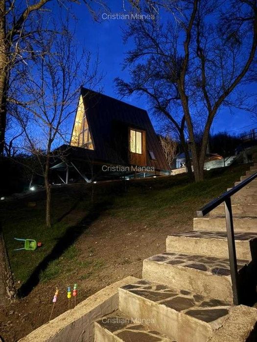 Complex A-Frame – 2 cabane construite + 3 în proiect (AC) - suprafata 2157 mp