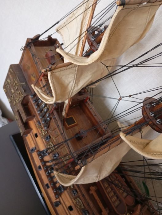 Парусный корабль