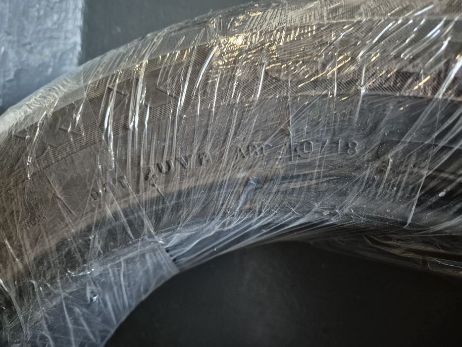Maxxis Bravo HP 225 60 R18