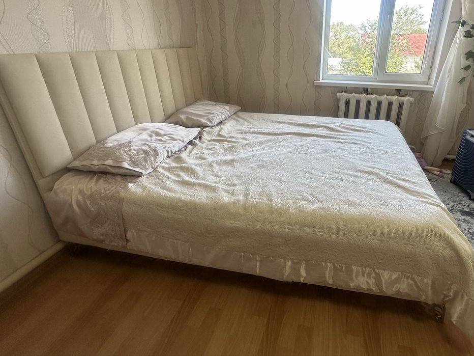 Продам двухспальный кровать