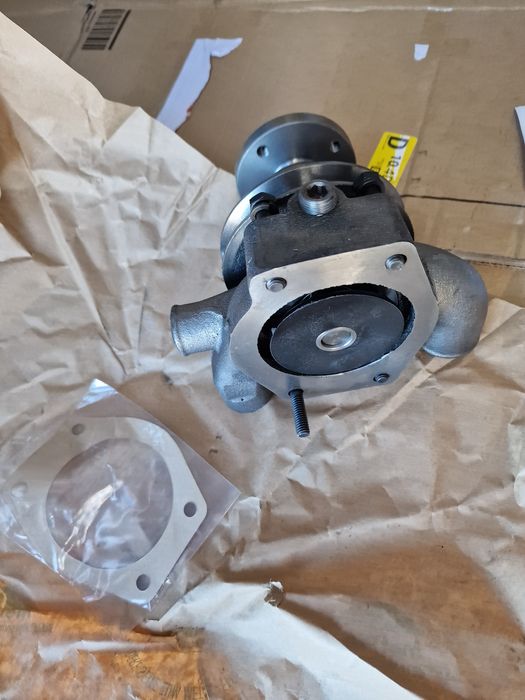 Pompa apa tractor Landinii massey ferguson Perkins