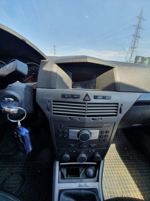 Opel ASTRA h motor 1 9 Dezmembrez/Dezmembra
