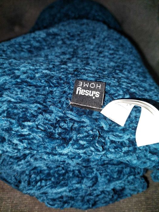 Patura suuuuper pufoasă albastru turcoaz NOUĂ adecvata cadou