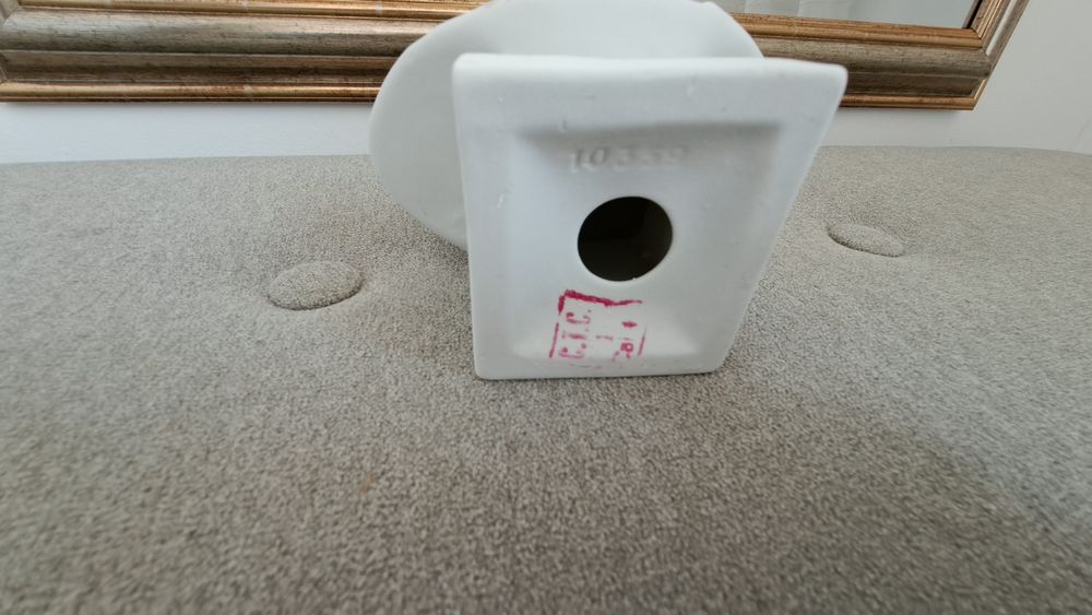 2  piese ' Bibelou ( pret ambele