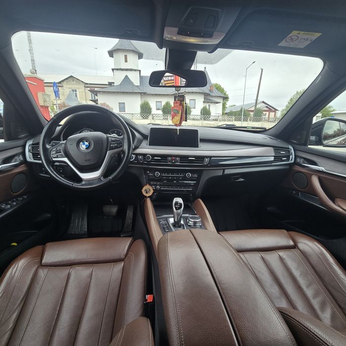 Vând BMW X6 automata