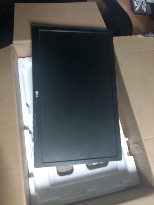 Продам мониторы от 17 до 24 дюйма