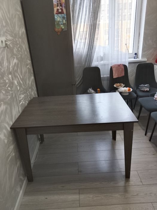 Стол кухонный б/у
