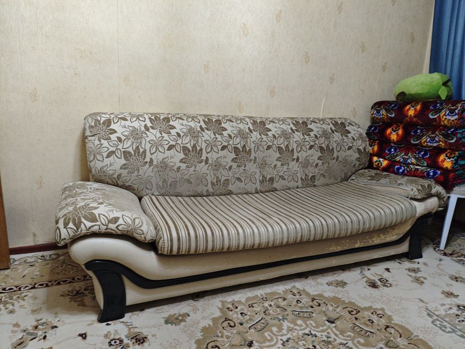 Диван в гостиную