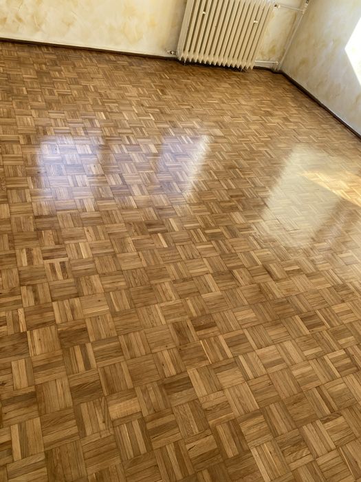 Parchetar cu experienta