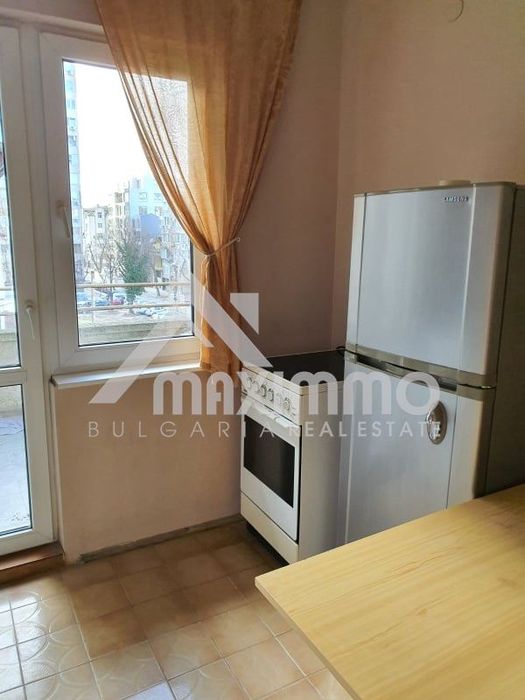 Продава се Тристаен апартамент в Варна, Лятно кино Тракия - 90 кв.м за 1889 €/кв.м - Снимка #4