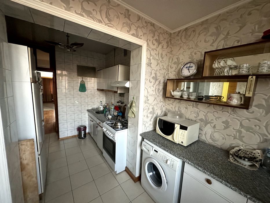 Продается/Sotiladi 3x комнатная квартира  3/4/5 на Каракамыше 2/4