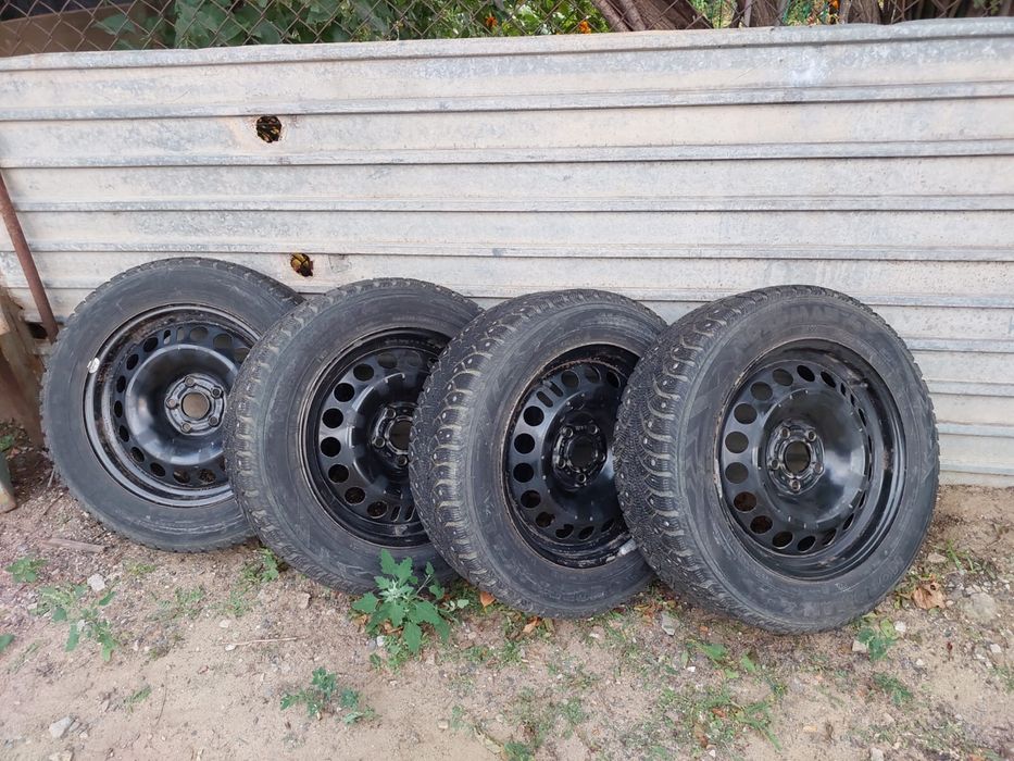 Продам зимнюю резину