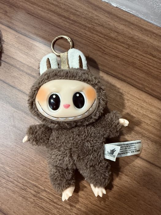 Чисто ново Labubu