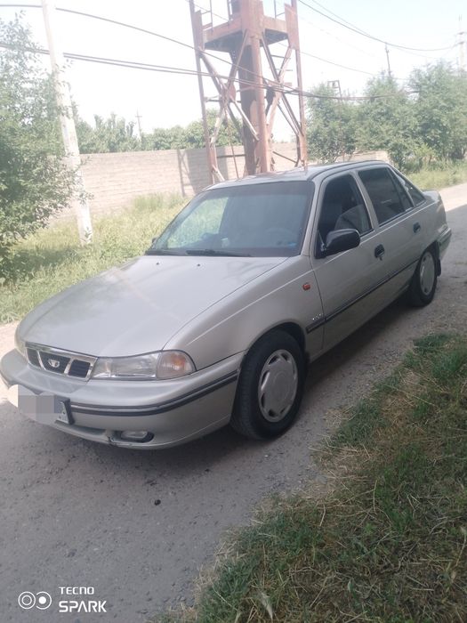 Daewoo Nexia год 2007 луюкс без кондицонер метан газ