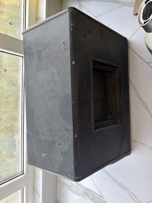 Продаю саббуфер для авто