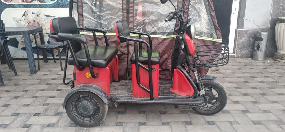 Elektr trik / elektro riksha sotiladi | 3 oʻrinli