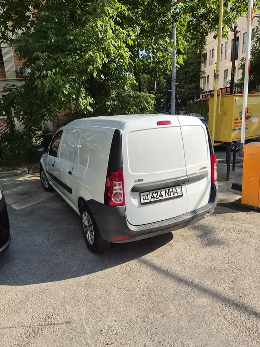 Lada largus gruzavoy 2015y sotiladi 3.5ming