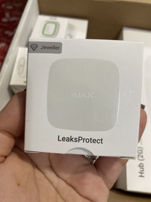 Sistem complet de alarmare de efractie wireless de ultima generatie