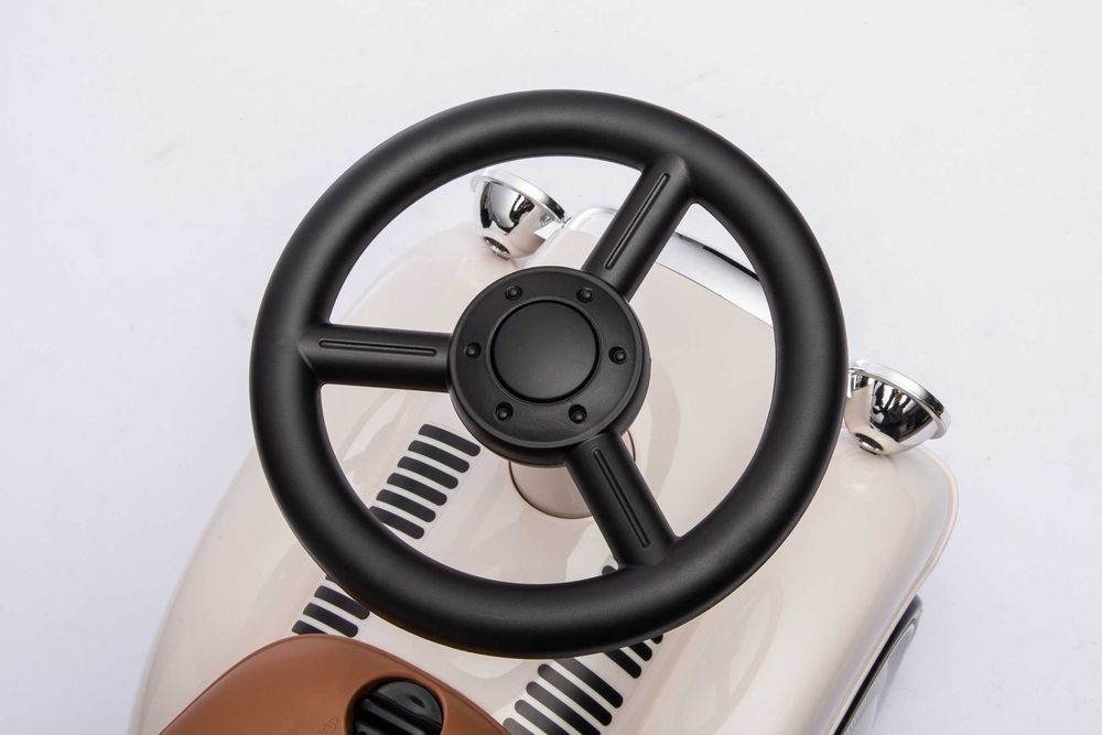 Masinuta premergator fara pedale Kinderauto Retro Baby Car White