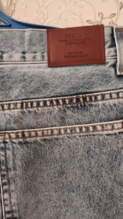 Джинсы люкс новые!