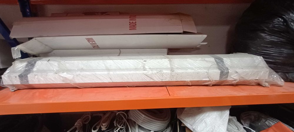 Външни ролетни щори бели – запазени