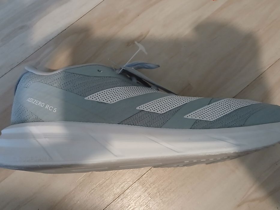 Маратонки ADIDAS СУПЕР Промоция
