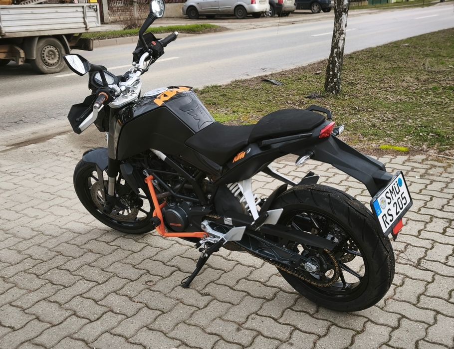 KTM Duke 125 cu ABS, cat. A1