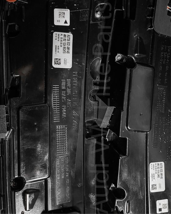 Audi Q7/SQ7/RS7 4M LED Black Optics Стопове оригинални EU , Безупречни