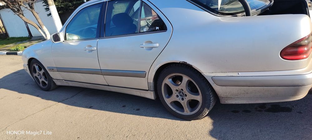 Мерцедес 2,2 цди