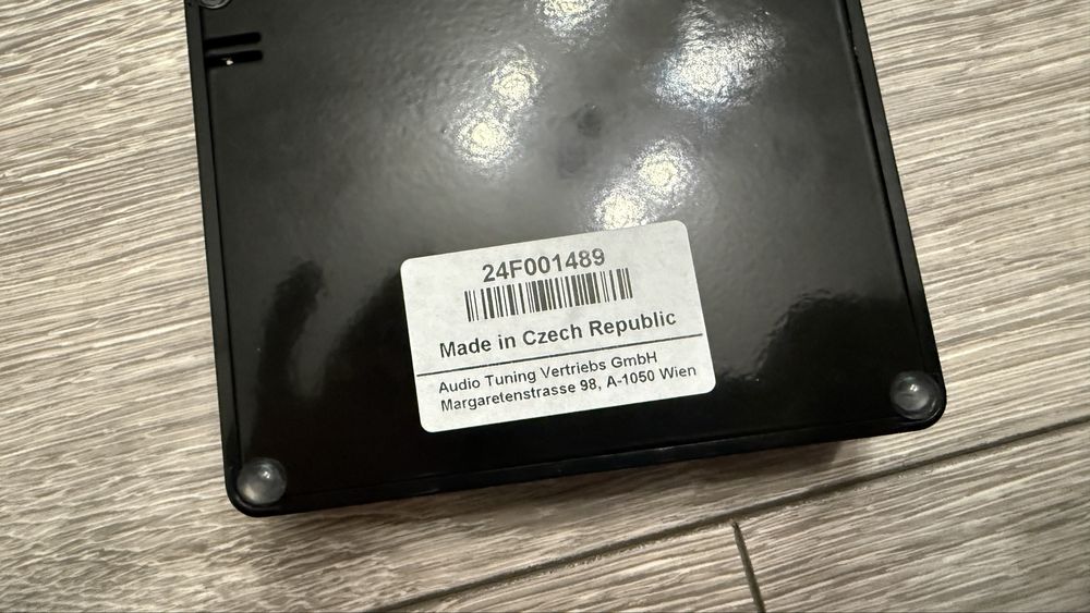 Preamp phono Pro-Ject Phono Box E – stare foarte bună