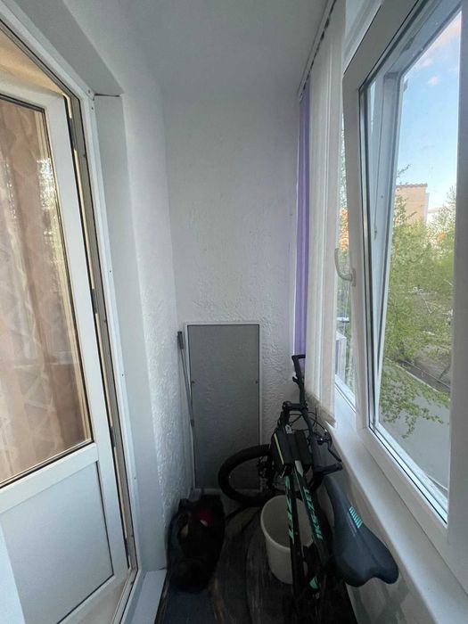 2-ка на 3м этаже 9 мкрн квартиры