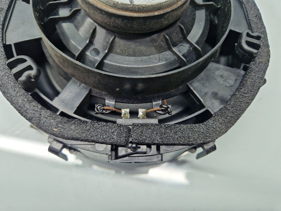 Boxa dreapta fata PEUGEOT 4007 [Fabr 2007-2012] 8720A017