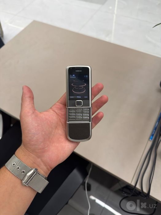 NOKIA 8800 Art Carbon