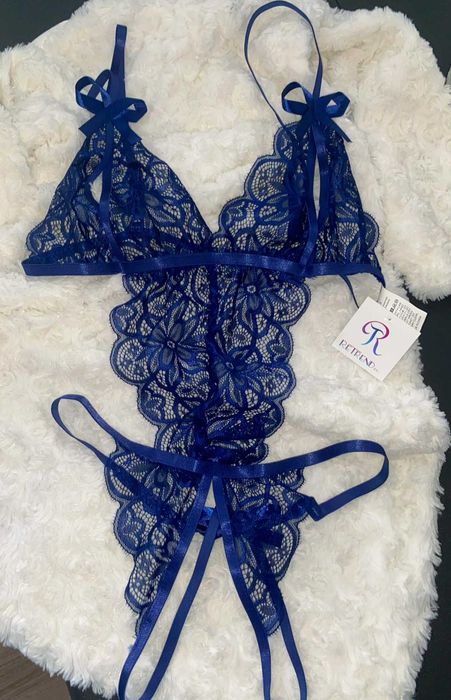 Body sexy crotchless cu fundite - albastru