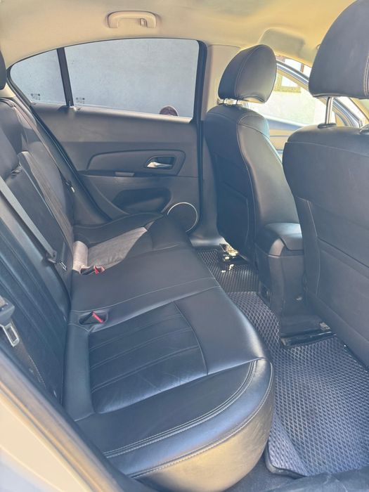 Chevrolet Cruze 1.8 2014