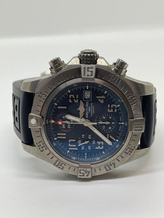 Ceas de barbati Breitling Avenger Bandit E13383 -A-