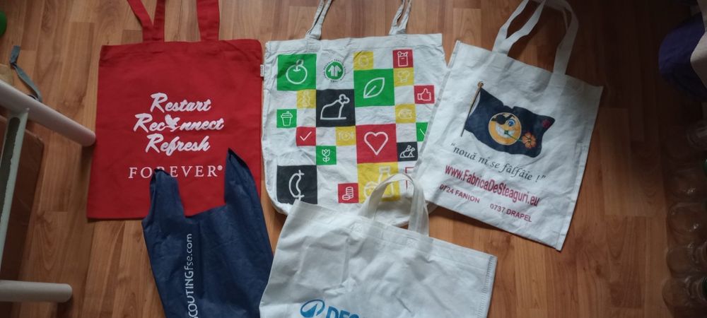 4 sacoșe pentru cumpărături