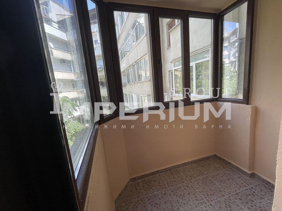 Дава се под наем Двустаен апартамент в Варна, Лятно кино Тракия - 65 кв.м за 612 € - Снимка #8