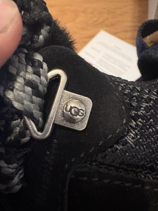 UGG Lowmel Black - 36 x2