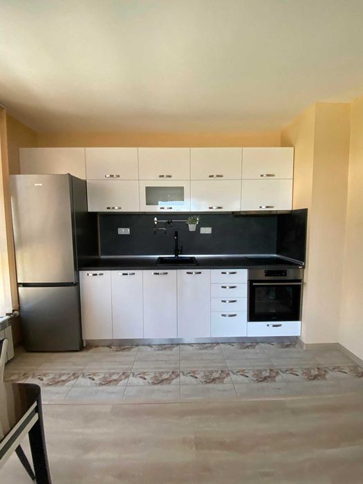 Дава се под наем Двустаен апартамент в Пловдив, Кючук Париж - 75 кв.м за 375 € - Снимка #4