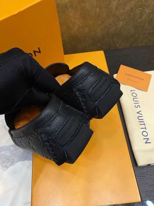 Pantofi Louis Vuitton