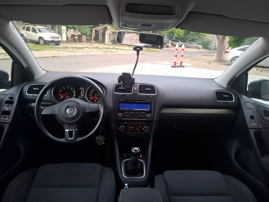 VOLKSWAGEN Golf 2011 — imagine 10