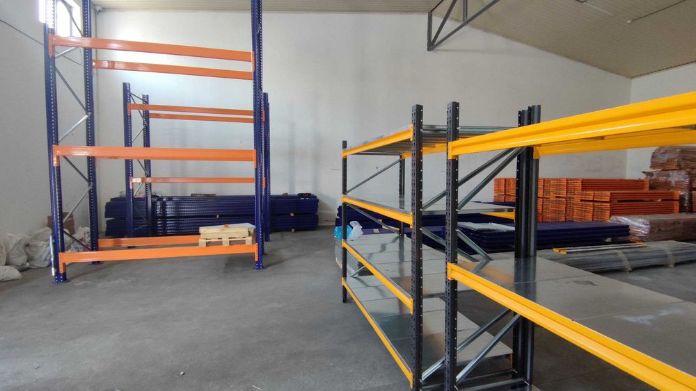 Продам металлические среднегрузовые стеллажи